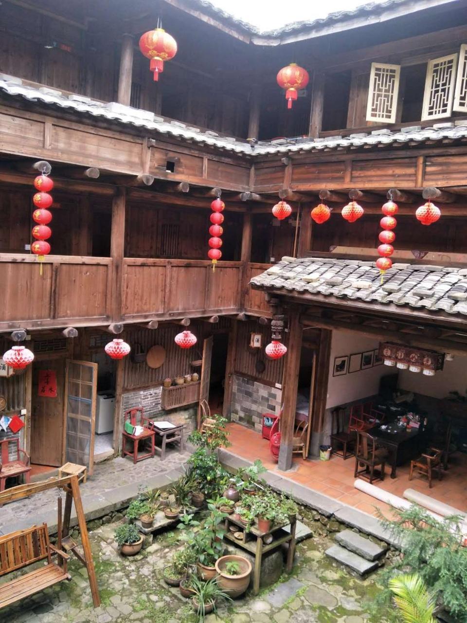 Nanjing Tulou Qingdelou Inn Exterior photo